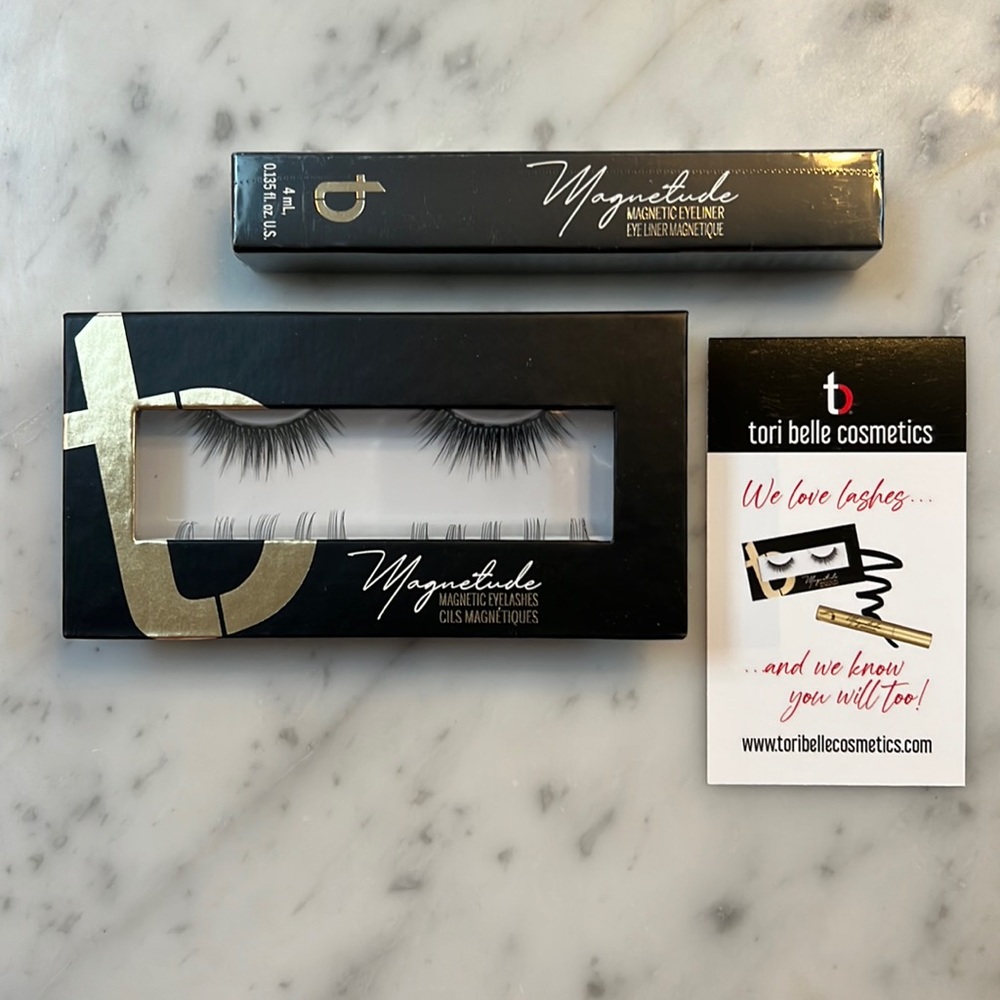 Magnetic eyelashes and eyeliner